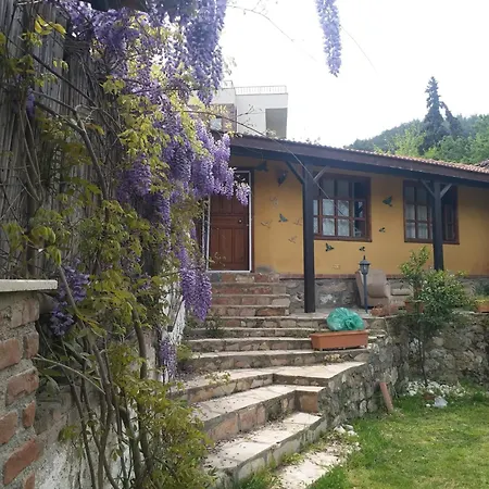 بيت للعطل Kybele Tas